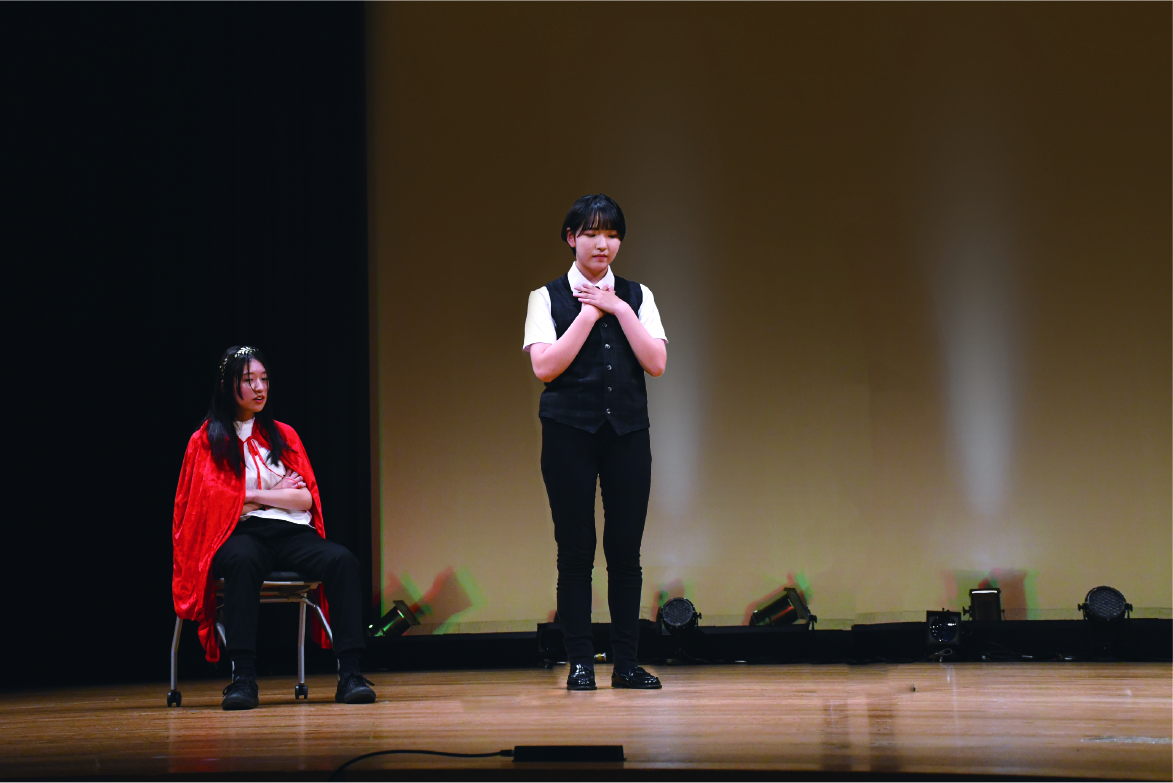 演劇部の部活の様子